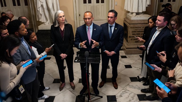 Trump endorses GOP leadership’s spending deal that would avert shutdown