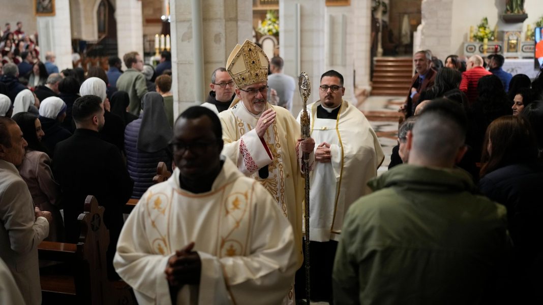 Pilgrims traverse Vatican Holy Door as Christmas marks start of the 2025 Holy Year