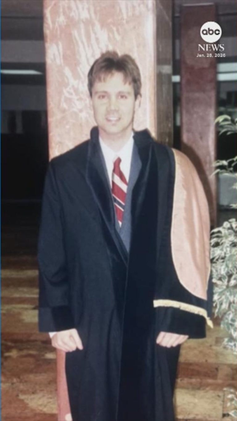 Video Inside the ‘ghost student’ scam that uses identity theft to steal college loans