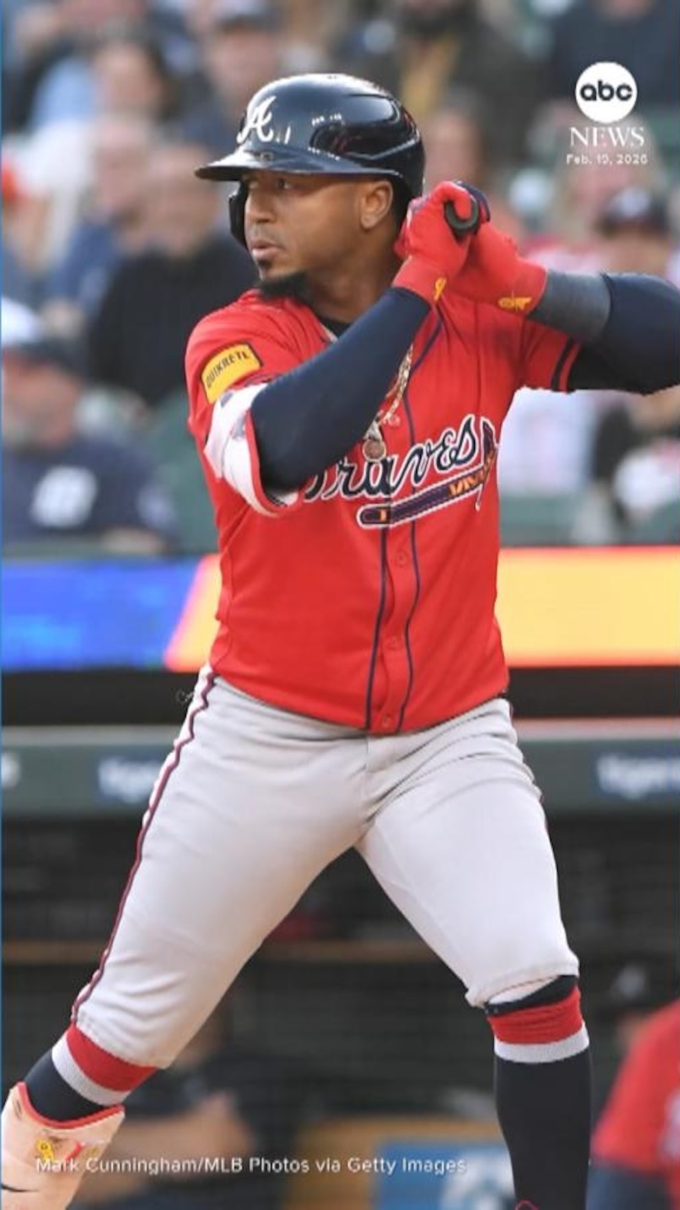 WATCH: Atlanta Braves star Ozzie Albies shares love of fish with kids