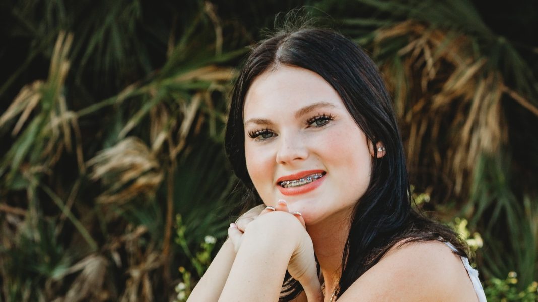 Stepbrother arrested, charged after teen girl’s death on Carnival Cruise: Stepfather