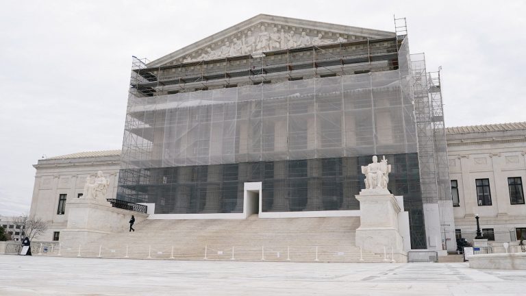 Supreme Court invalidates most of Trump's tariffs