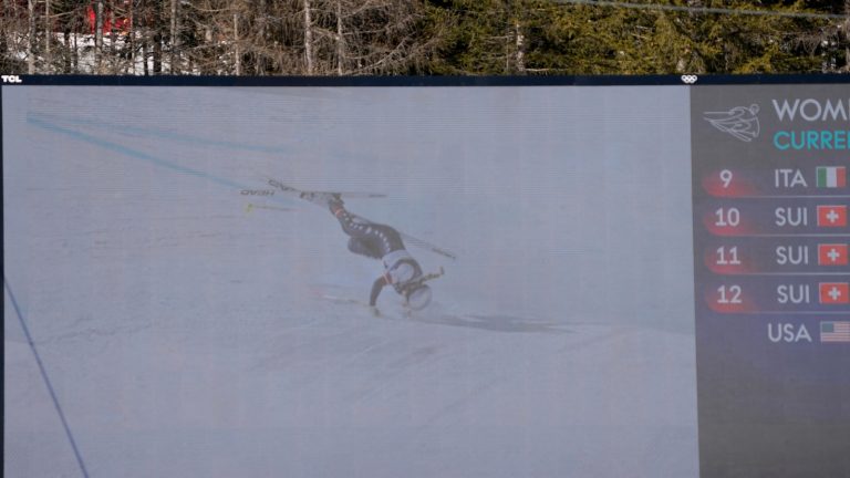 Lindsey Vonn crashes early in Olympic downhill as she competes on torn ACL