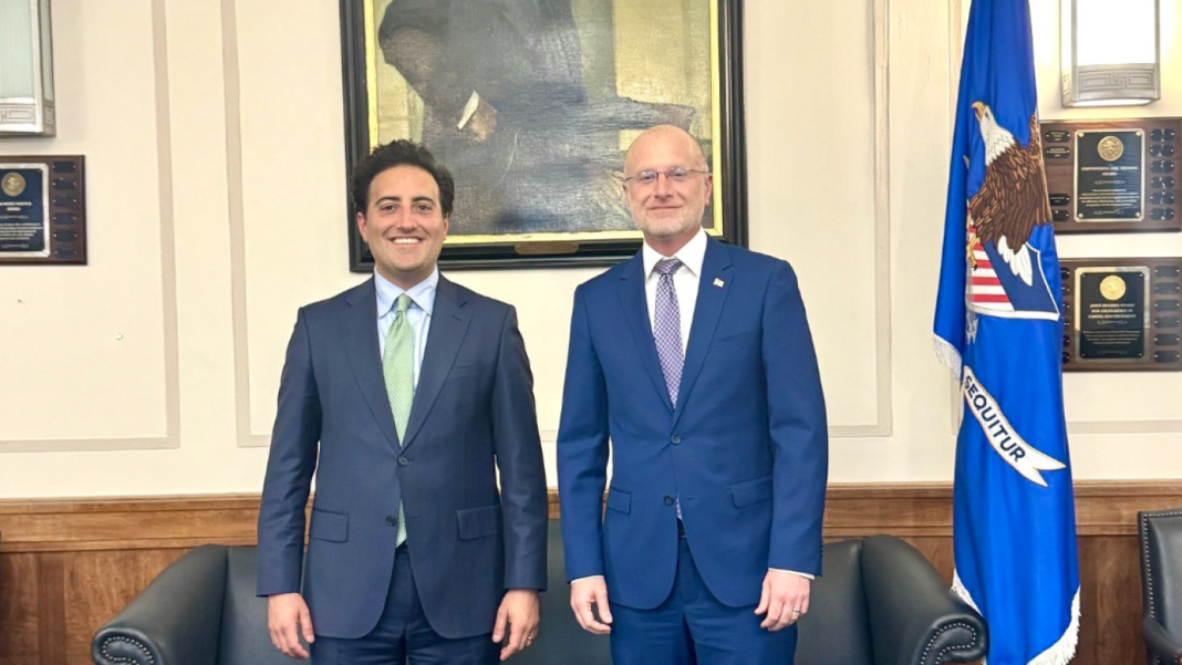 Local TV giant Nexstar in court over Tegna deal : NPR